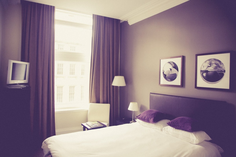 chambre-hote-ANTIBES-min_gray_street_hotel_newcastle_upon_tyne_england_uk_urban_united_kingdom_architecture-1084297